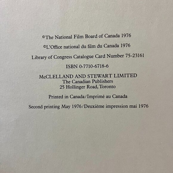 1976 Between Friends / Entre Amis Hardcover Book - National Film Board of Canada - Picture 10 of 10